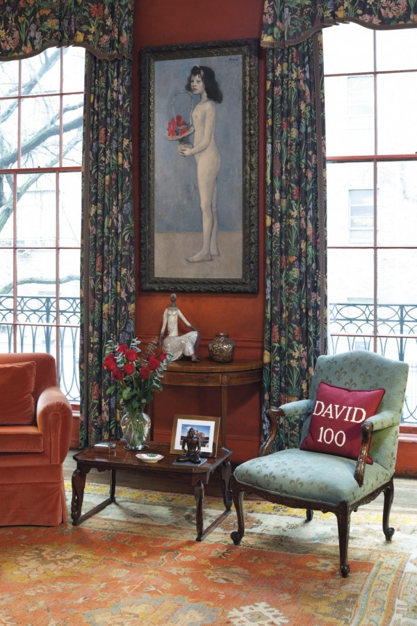 Шедевр Пикассо, созданный в 1905 году, «Девушка с цветочной корзиной» является изюминкой коллекции, ее стоимость оценивается в 70 миллионов долларов. У картины легендарная история, она была приобретена в 1905 году братом и сестрой Стайнами и после смерти Гертруды Стайн в 1946 году перешла к американской писательнице Алисе Б. Токлас. В 1968 году Дэвид Рокфеллер сформировал группу коллекционеров искусства, и они приобрели знаменитую коллекцию Гертруды Стайн. Поочередно вытягивая жребий, супруги получили право выкупить эту картину, которая украсила собой библиотеку их таунхауса на 65-й улице в Нью-Йорке.