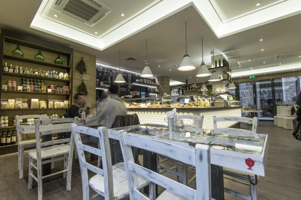 Pulia - Interior 1