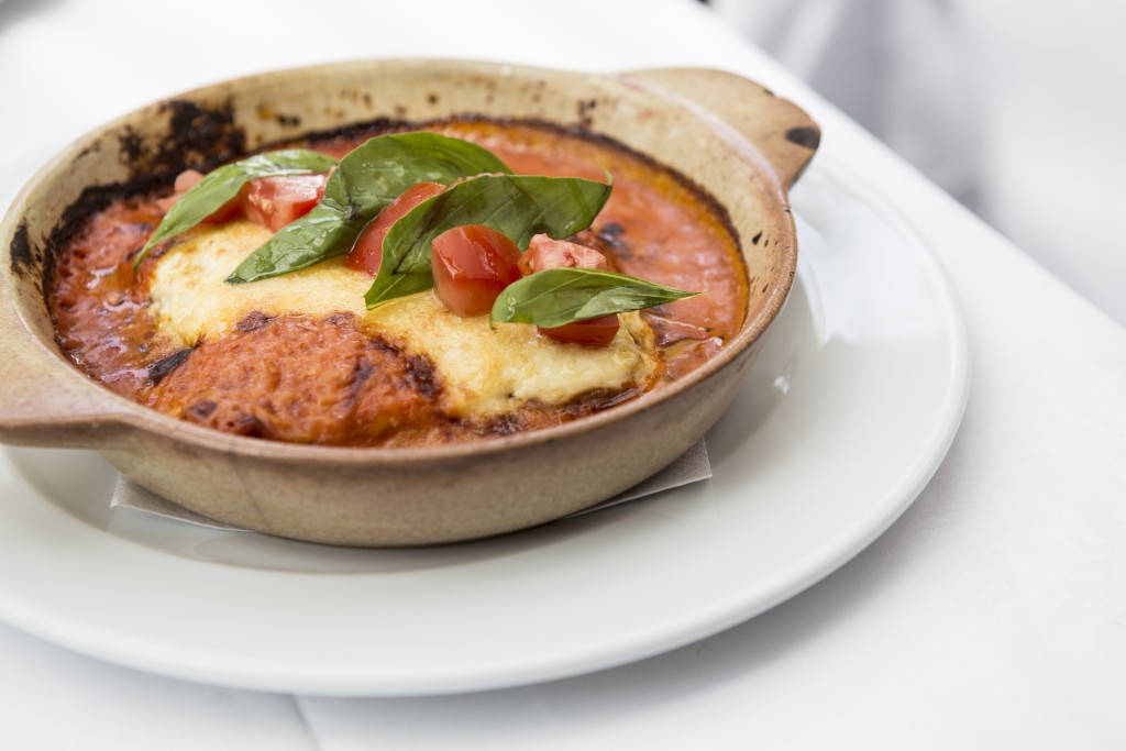 Lasagna Vicino classic beef lasagne in pink sauce -£11.5 (1)