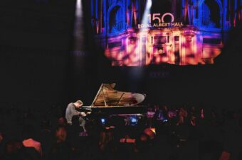 Steinway & Sons выпустила рояль в честь 150-летия Альберт-холла