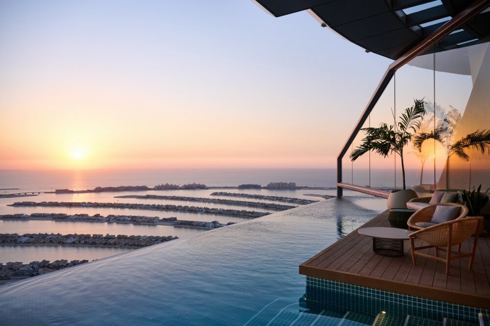 Aura Skypool Dubai Palm Jumeirah