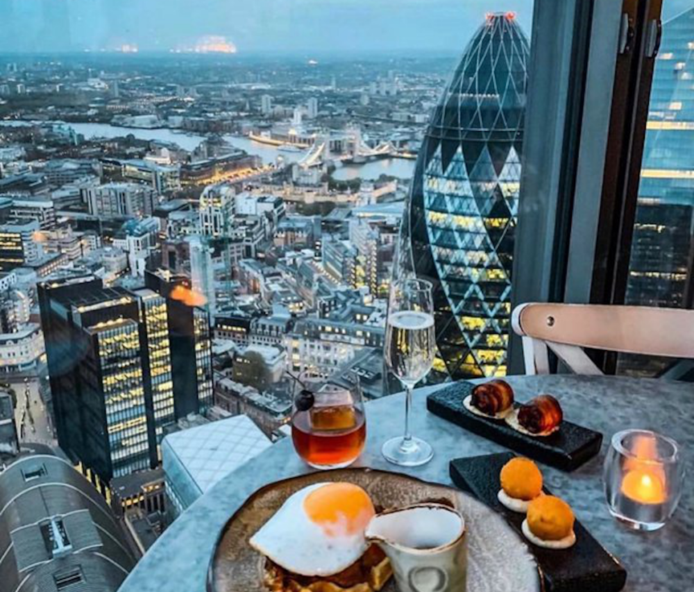 рестораны с видами на Лондон - Duck and Waffle