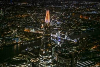 The Shard станет самой большой рождественской елкой в Лондоне