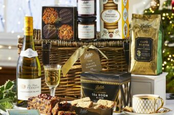 Лучшие рождественские корзины: от Fortnum & Mason до Marks & Spencer