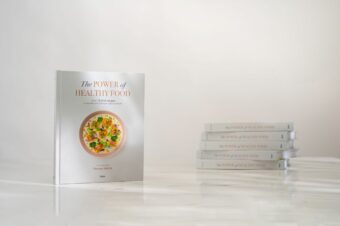 SHA Wellness Clinic выпустила новую кулинарную книгу