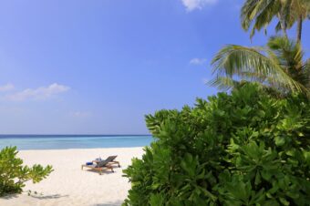 Готовим сани летом: каникулы на Мальдивах со скидкой