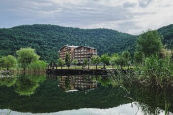 Инновационные процедуры в отеле Chenot Palace Gabalа